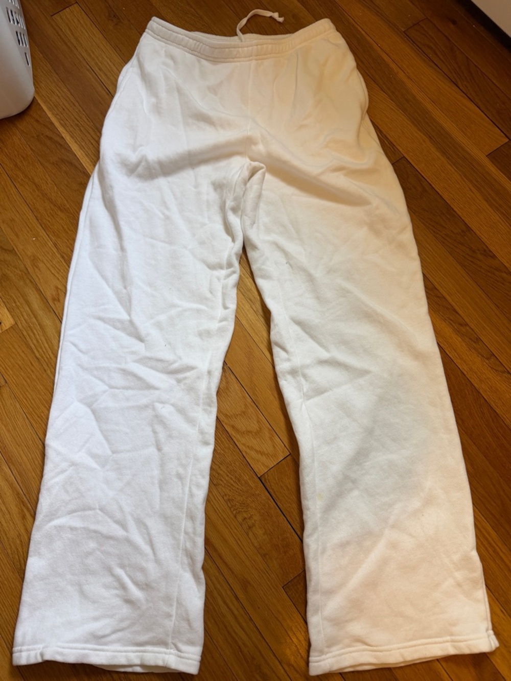 Brandy Melville White Fleece Drawstring Sweatpants